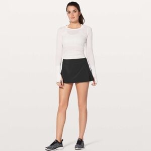Lululemon Play off the Pleats Mid-Rise Skirt